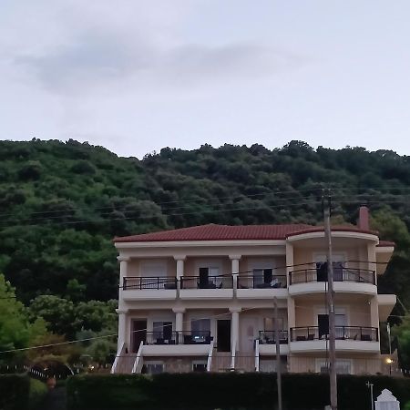 Perdikis Apartments - Paliouria Kókkinon Nerón Esterno foto