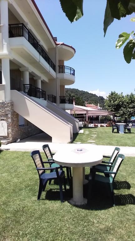 Perdikis Apartments - Paliouria Kókkinon Nerón Esterno foto